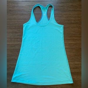 Lululemon tank